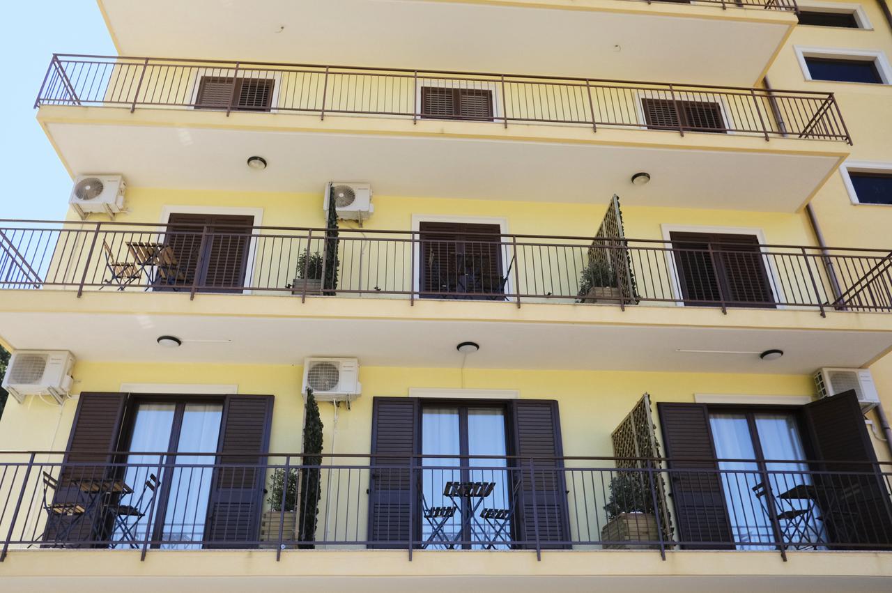 מסינה Sikania Casa Diamond מראה חיצוני תמונה